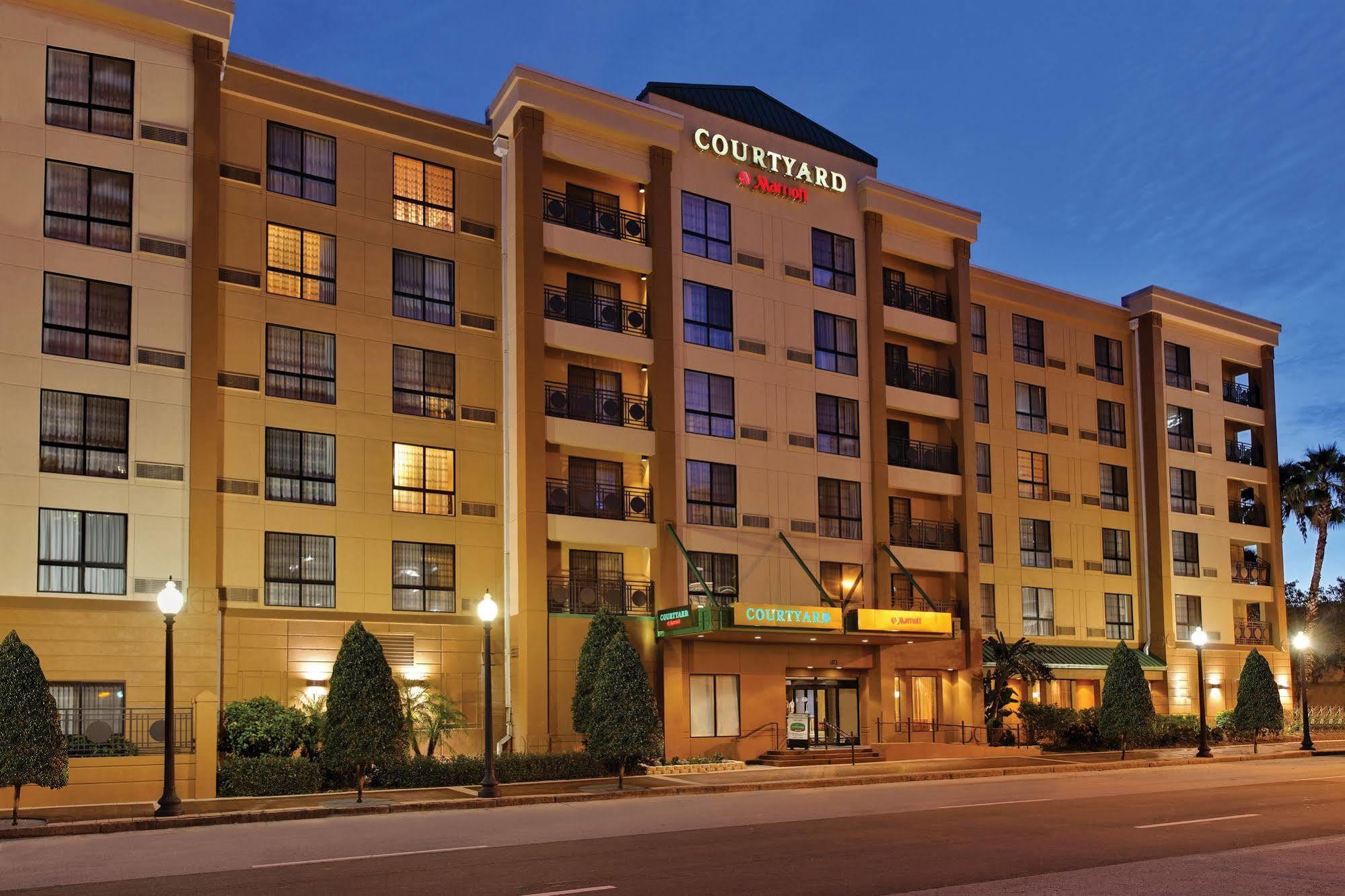 Hotel Courtyard Tampa Downtown Exterior foto